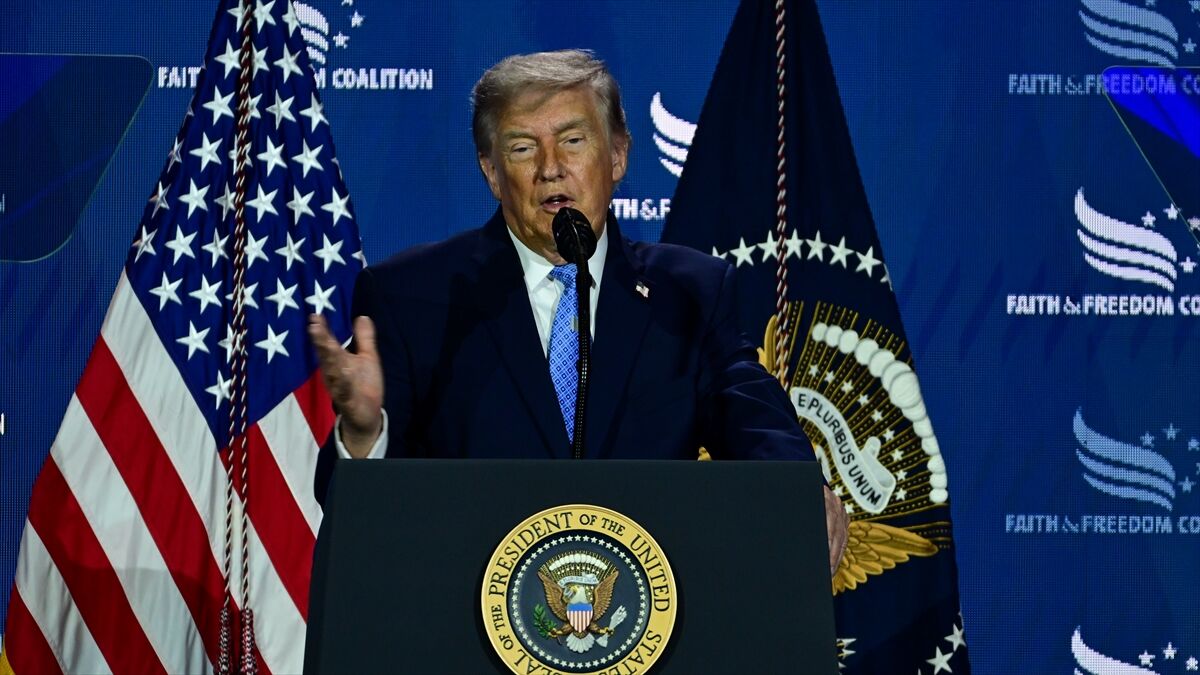 ABD Başkanı Trump, İran'ı 'ateşkesi ihlal etmekle' suçladı