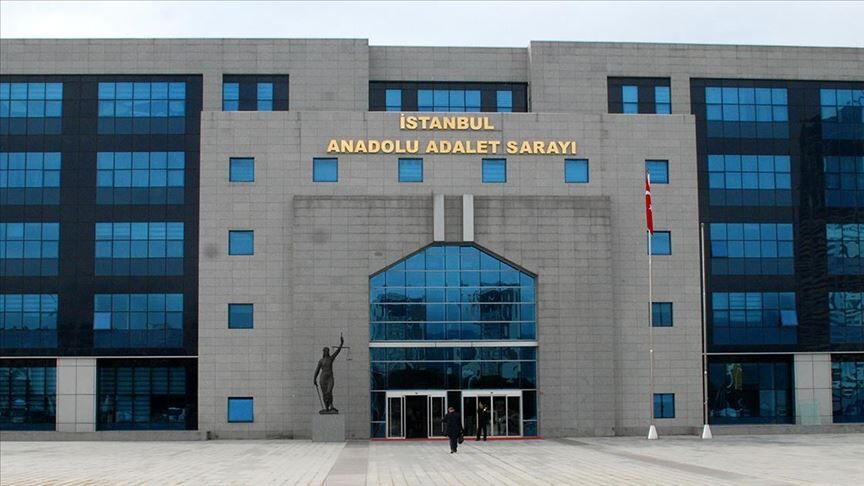 Adalar Belediyesinde rüşvet karşılığı ruhsat iddialarına ilişkin operasyonda 41 zanlı yakalandı