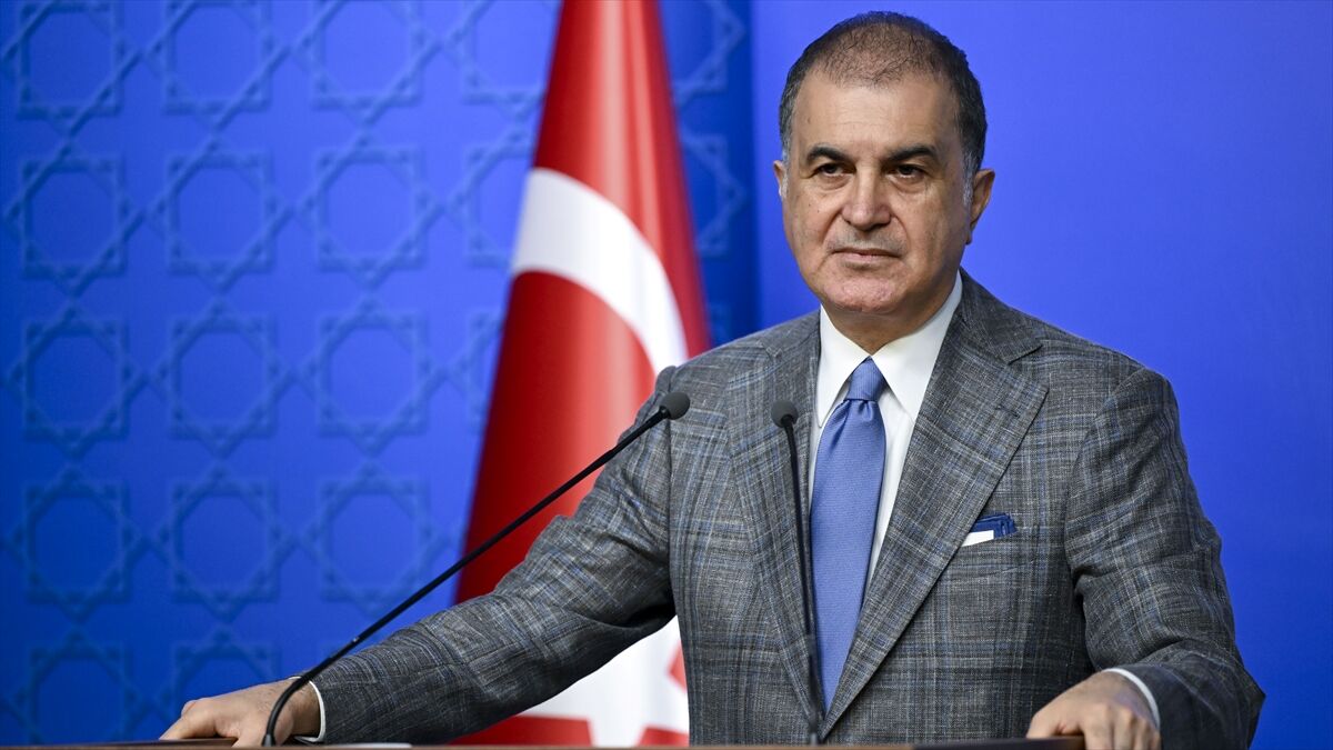 AK Parti Sözcüsü Çelik: Terör örgütünün silahları tamamen bırakması için yasal çerçevenin oluşması gerekiyor