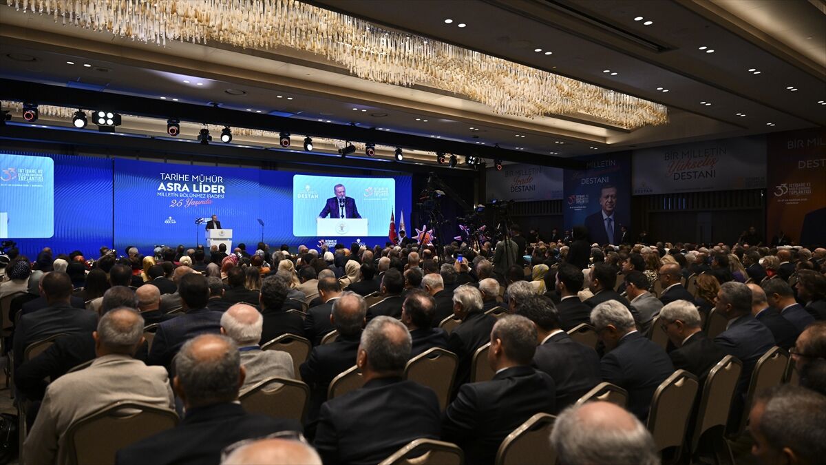 AK Parti'nin 33. İstişare ve Değerlendirme Toplantısı'nda Genel İstişare ve Değerlendirme Oturumu yapıldı