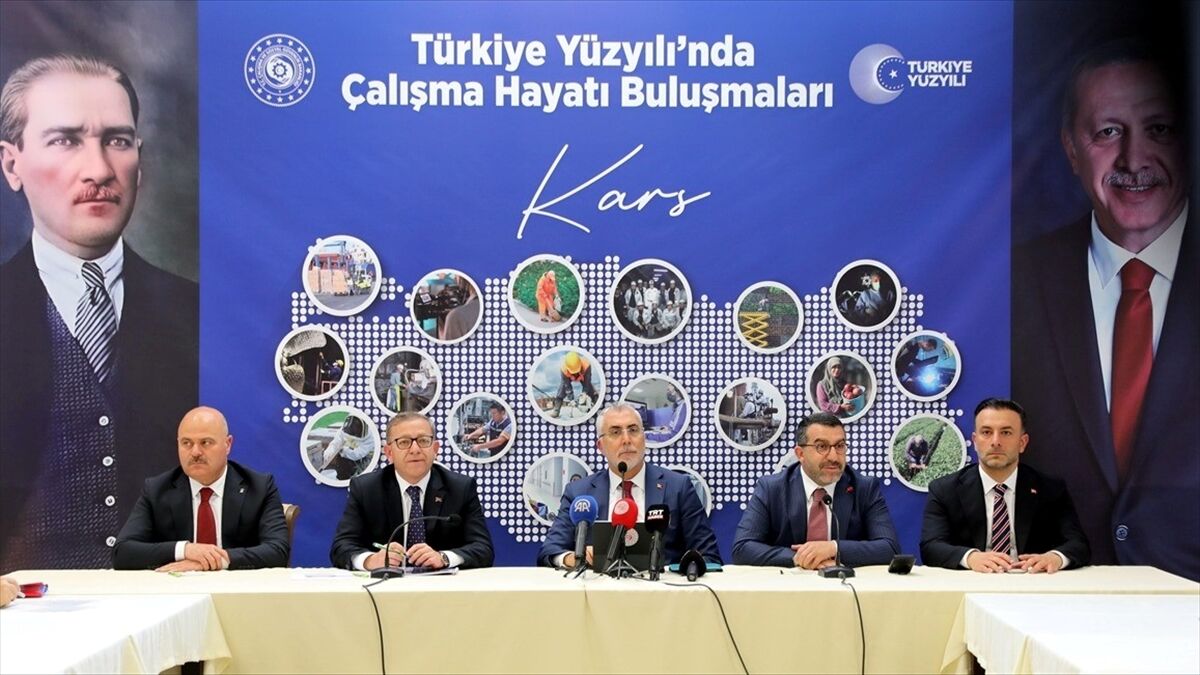 Bakan Işıkhan: İşverenler için tecil süresinin 72 aya çıkarıldı