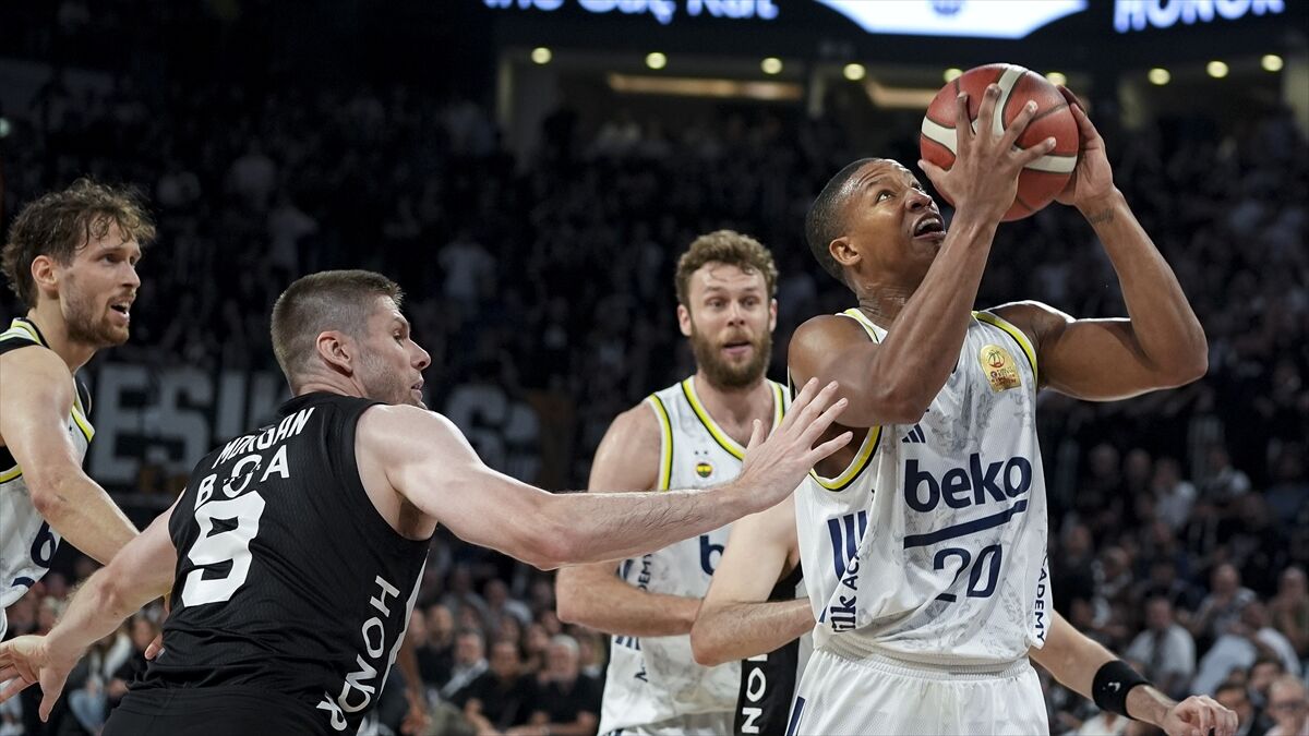 Basketbol Süper Ligi'nde şampiyon Fenerbahçe Beko oldu.