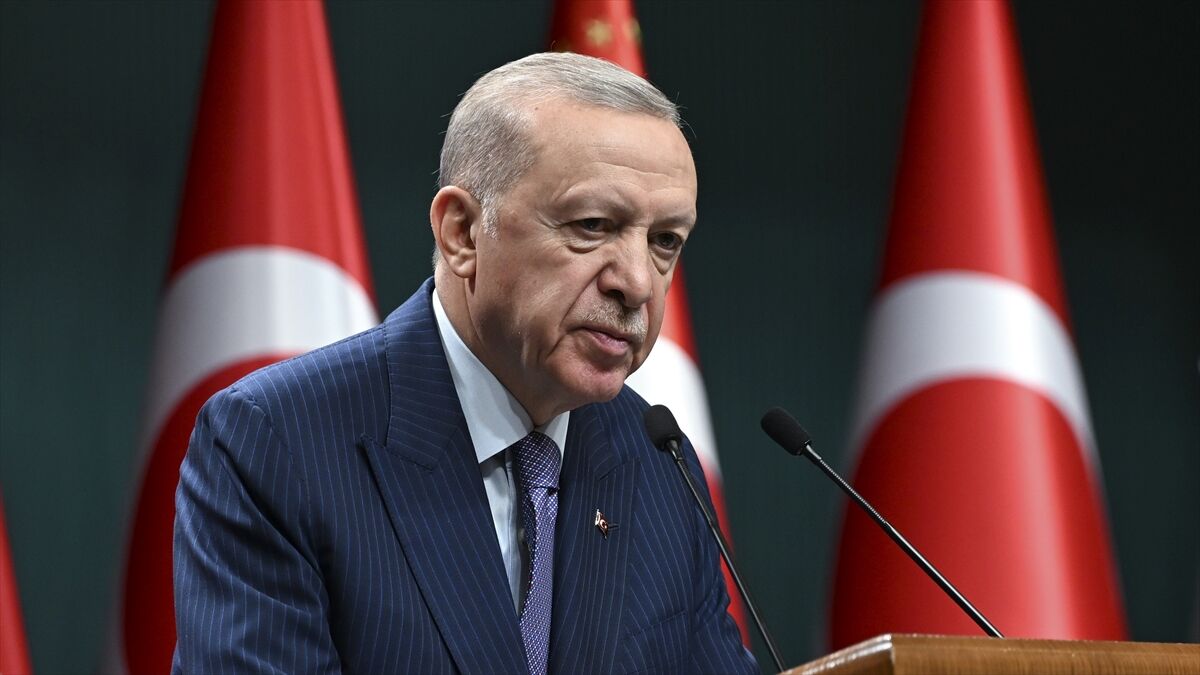 Cumhurbaşkanı Erdoğan'dan vefat eden hattat Yusuf Tavaslı için başsağlığı mesajı