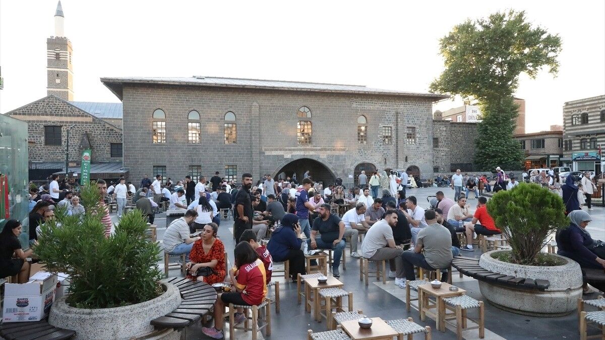 Diyarbakır'daki turizmciler 2 milyon ziyaretçi hedefine ulaşacaklarına inanıyor