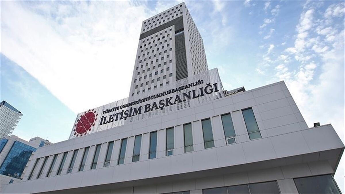 DMM, Fransa Cumhurbaşkanı Macron'un yürüyüş yapacağı parkların halka kapatılacağı iddiasını yalanladı: