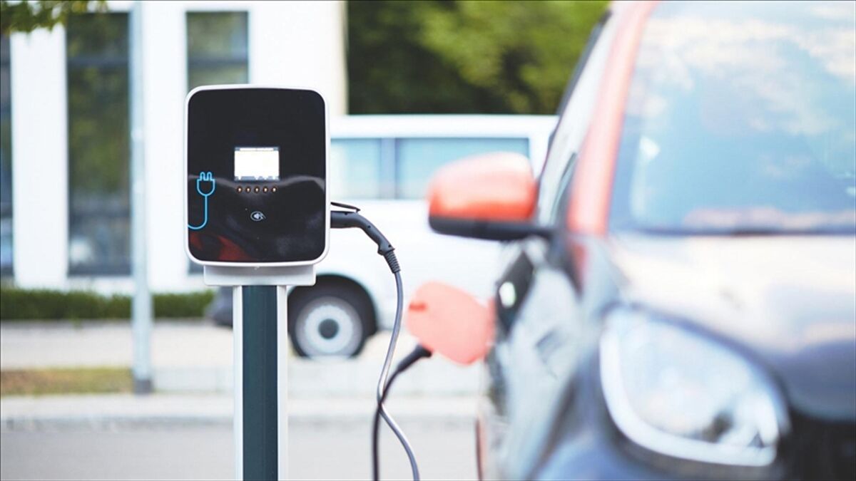 Hafif ticari araç pazarı 'elektrikleniyor'