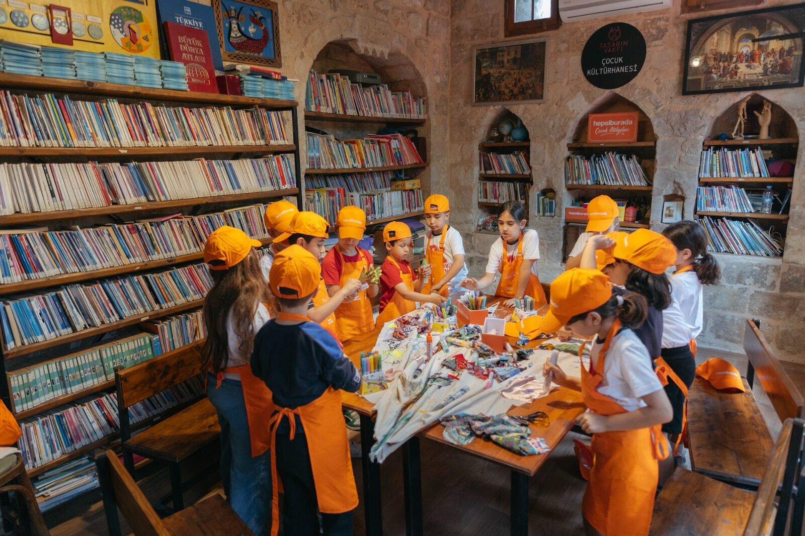 Hepsiburada'nın desteklediği '7. Mardin Bienali Çocuk Atölyeleri' tamamlandı