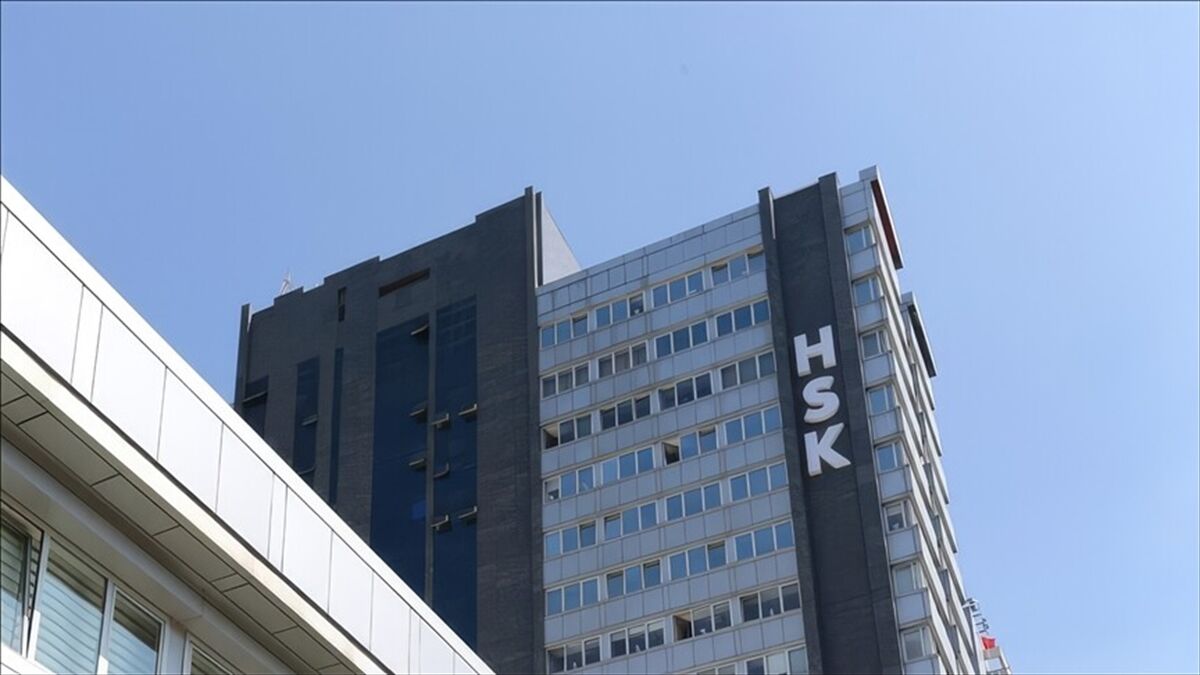 HSK kararnamesiyle 4 bin 967 hakim ve savcının görev yeri değişti