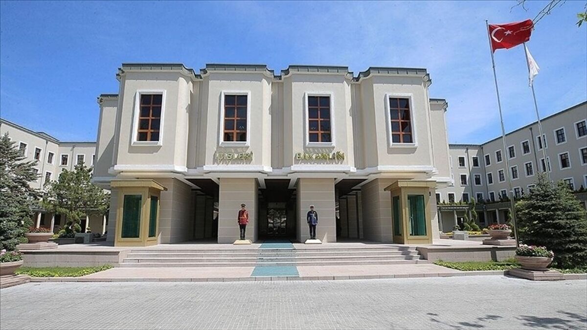 İçişleri Bakanlığı, sahipsiz köpeklere ilişkin üç belediye başkanı hakkında işlem başlattı