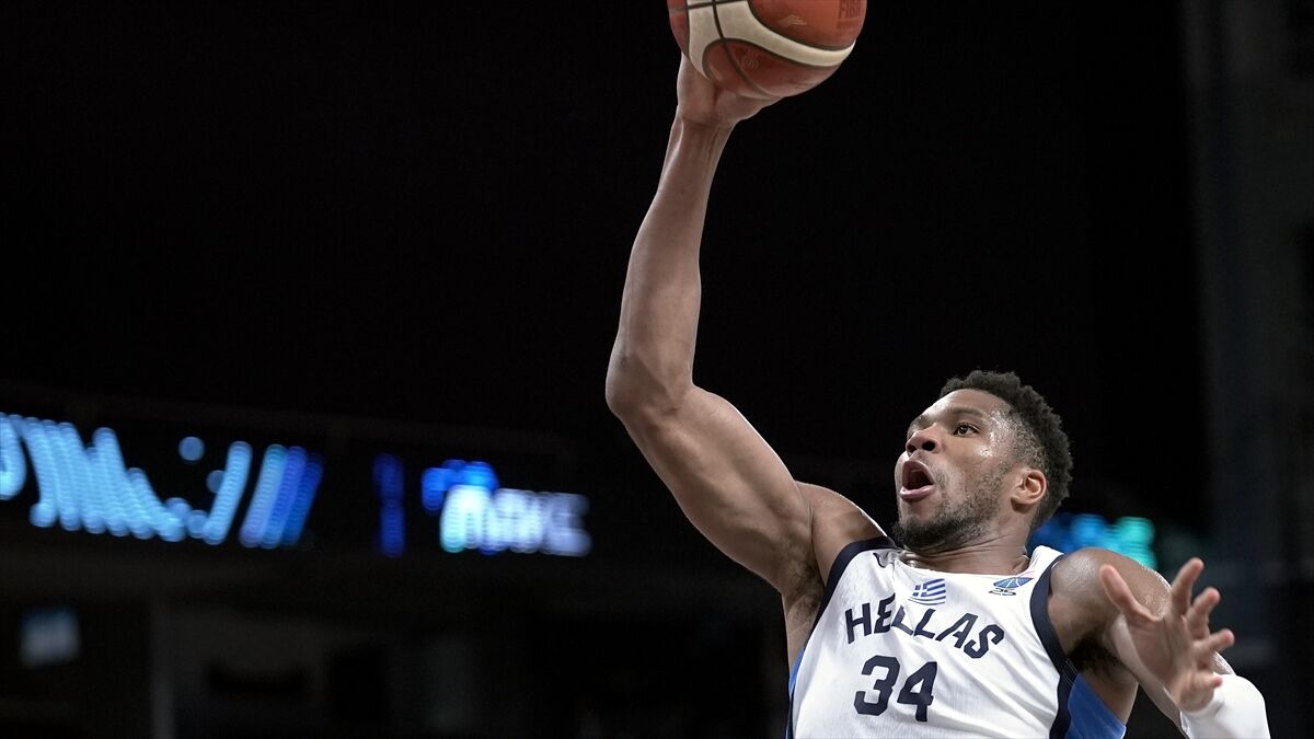 NBA'de Miami Heat, Giannis Antetokounmpo'yu takasla kadrosuna kattı