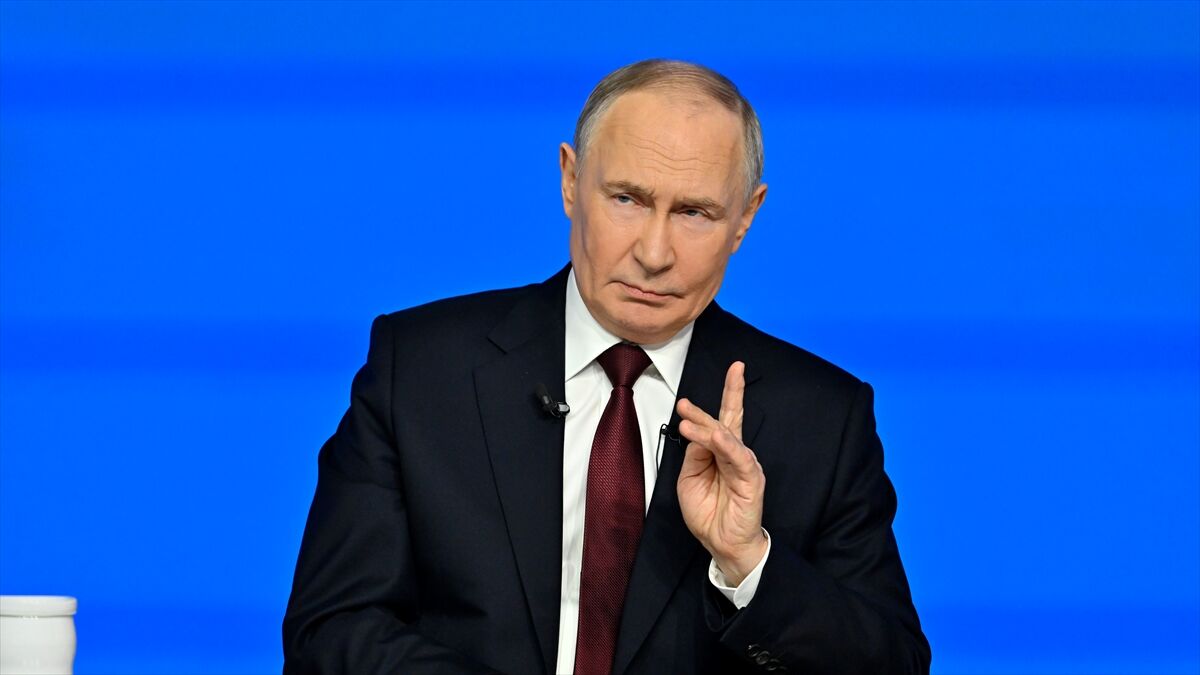 Putin, Ukrayna'yla İstanbul anlaşmaları temelinde barış müzakerelerine hazır olduklarını söyledi
