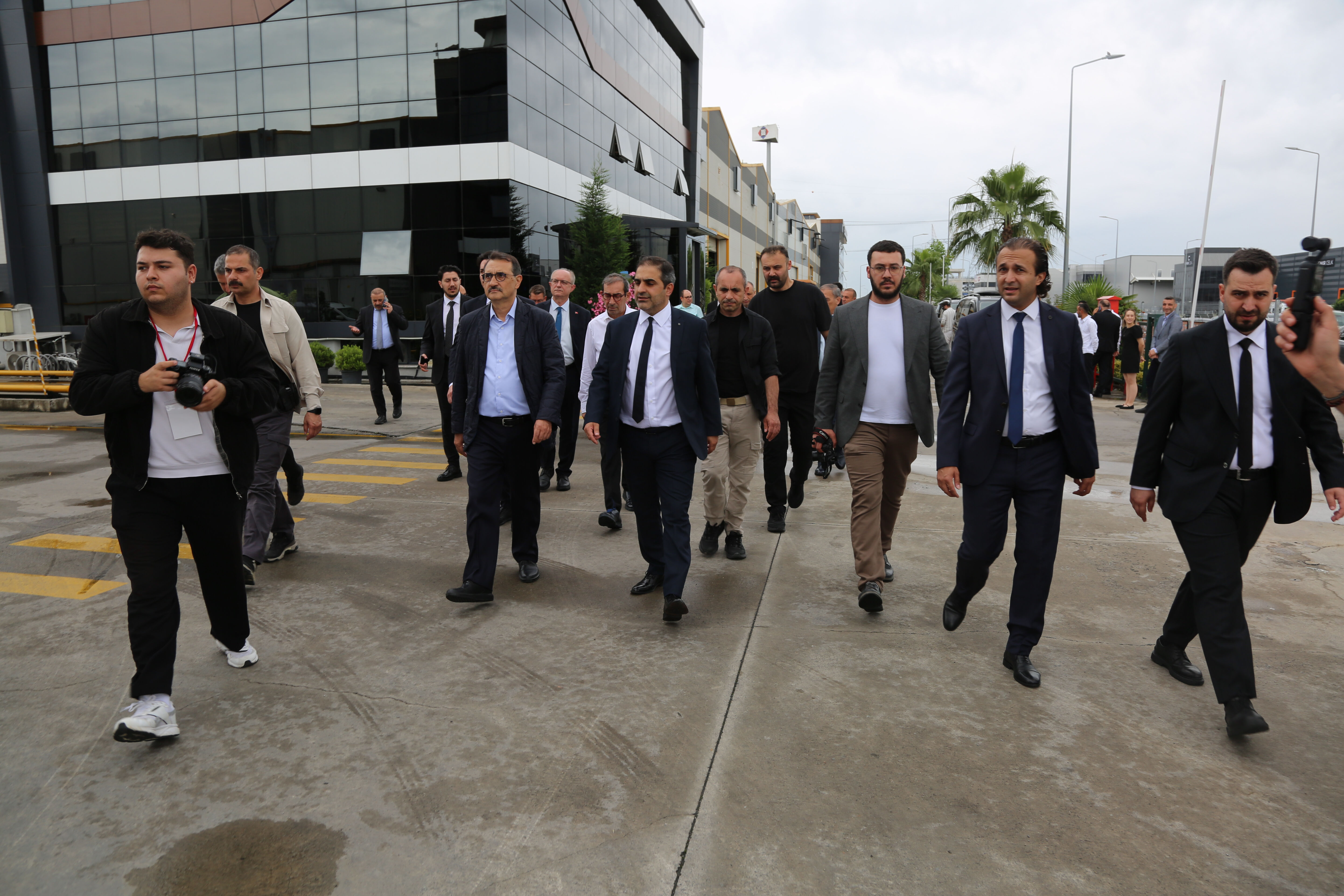 Sakarya'da 'GAZBİR-GAZMER 100 bininci MYK Mesleki Yeterlilik Belgesi Takdim Töreni' düzenlendi