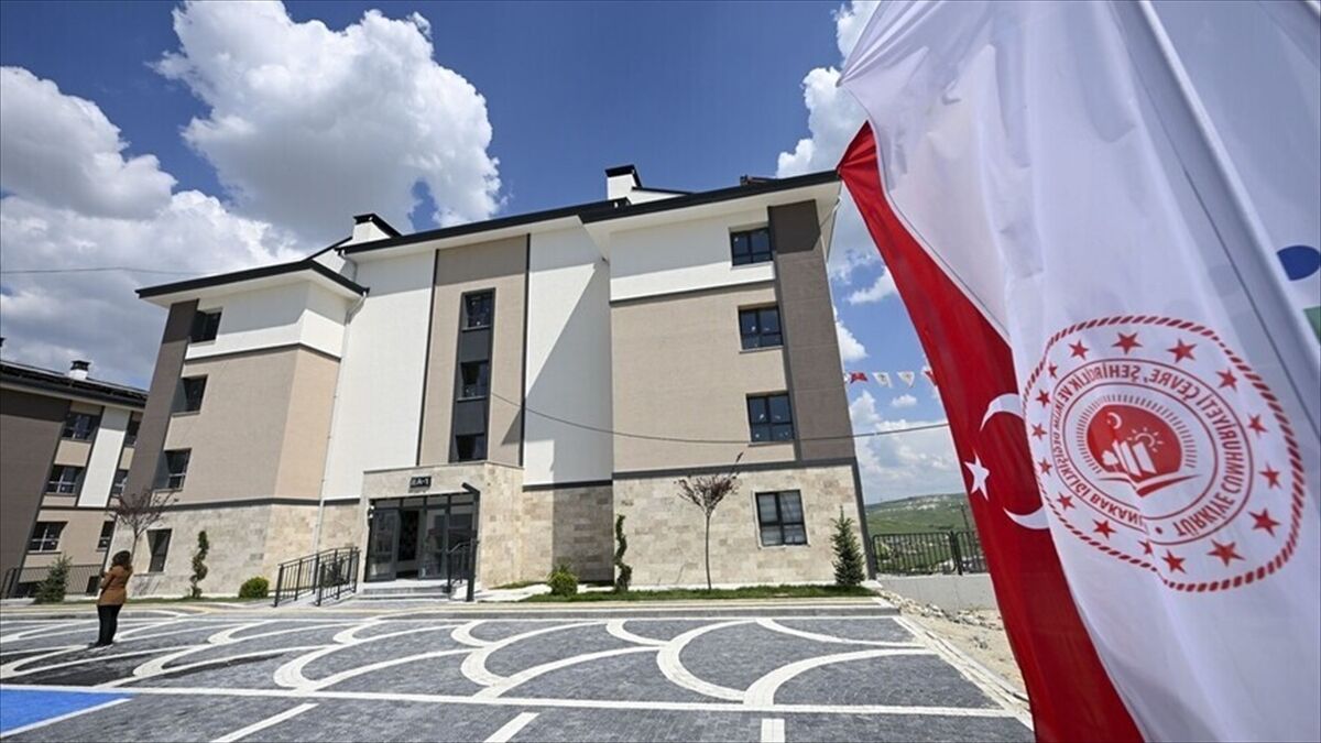 TOKİ'nin 64 ildeki 20 bin konut için açık satış kampanyası yarın başlıyor