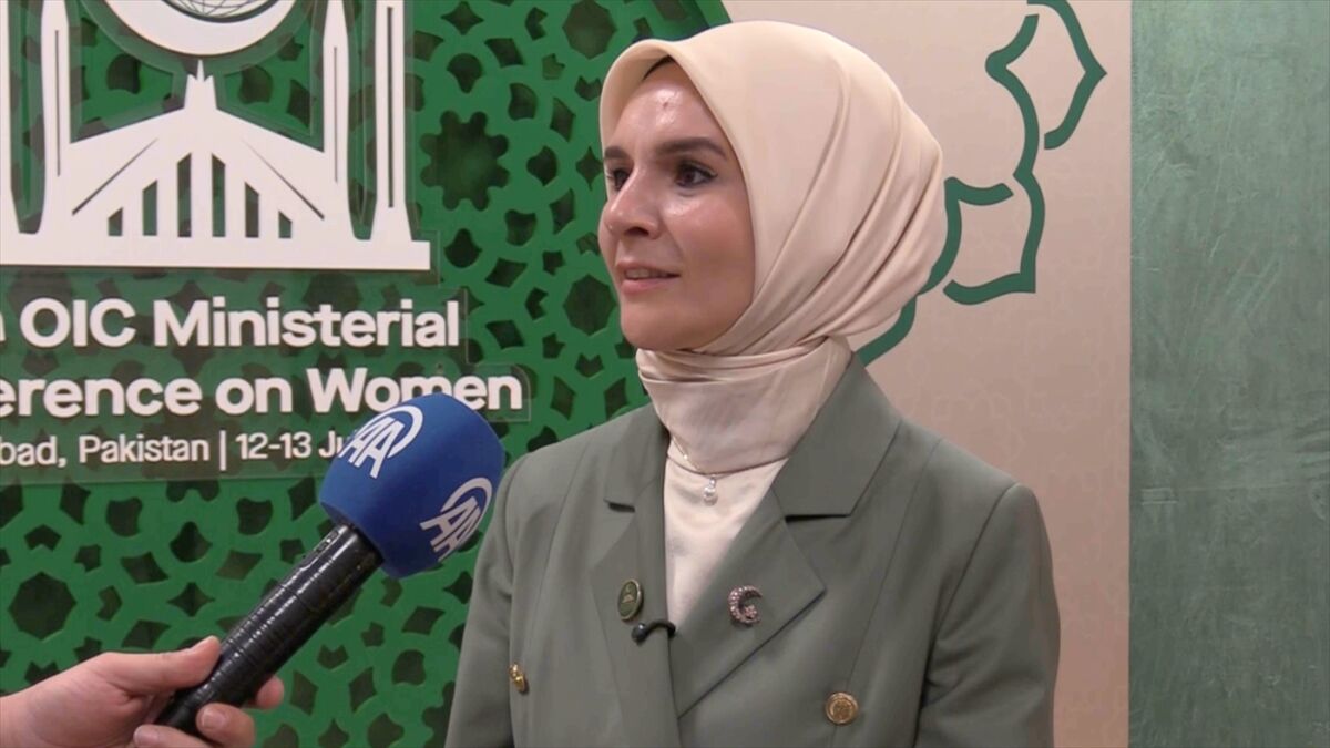 Aile ve Sosyal Hizmetler Bakanı Göktaş: İİT'de kadın politikaları alanında Türkiye olarak öncü rolümüz var