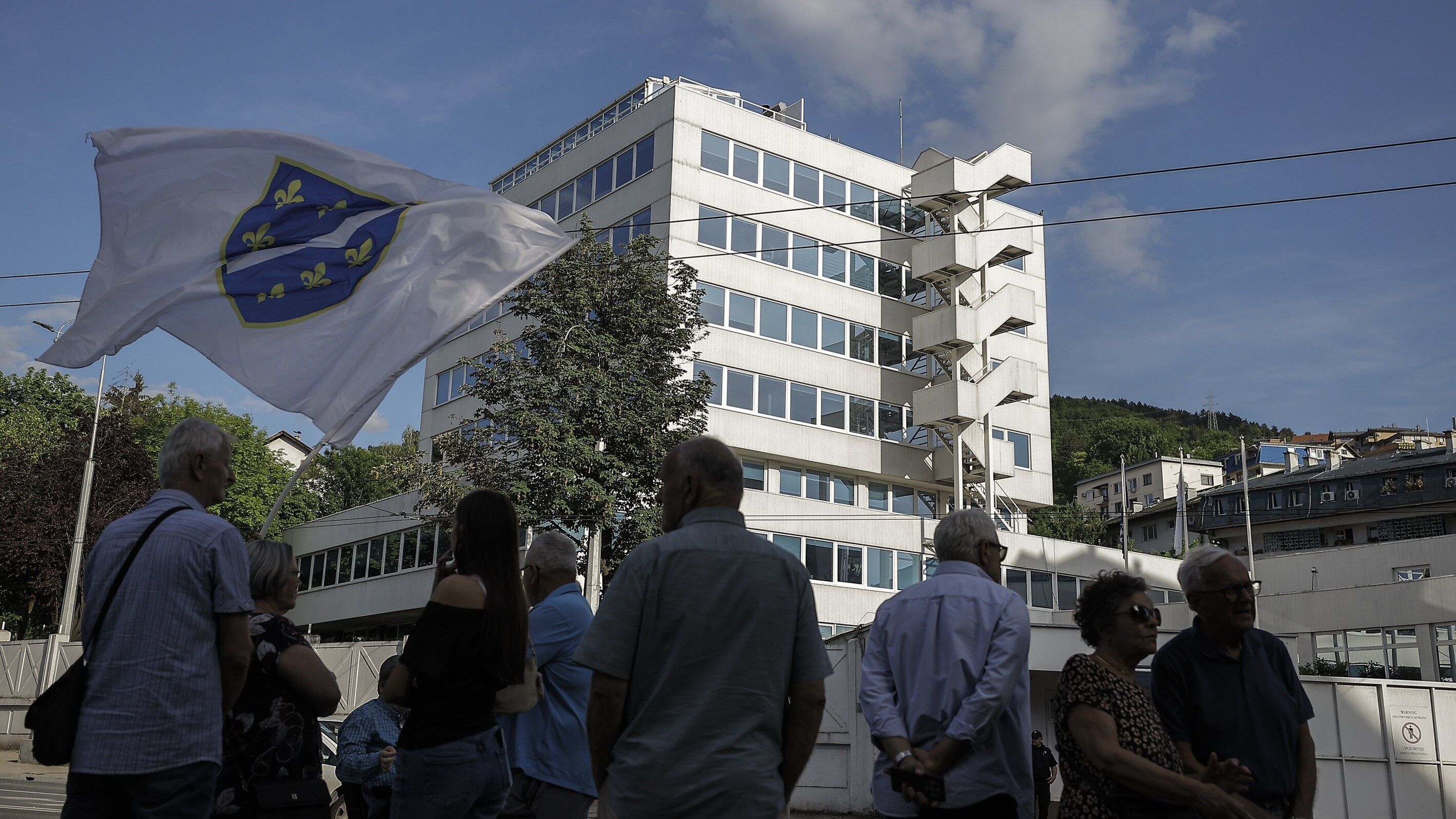 Bosna Hersek'in 'belirlenemeyen' yüksek temsilcisi ABD ve AB arasında görüş ayrılığına neden oldu