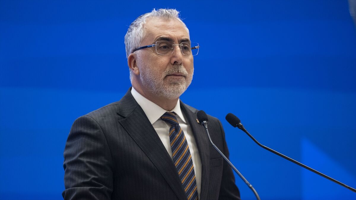 Çalışma ve Sosyal Güvenlik Bakanı Işıkhan'dan tıbbi mama ödemesine ilişkin açıklama