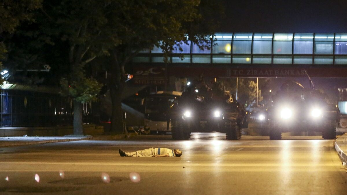 Darbe girişimi gecesi Ankara'da aktif rol oynayan FETÖ'cü askerlerin ifadeleri ihanetin boyutunu belgeliyor