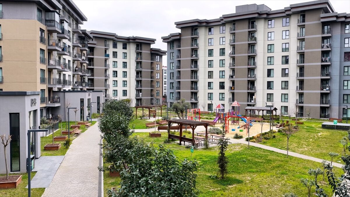 İstanbul'da dönüşümü süren konut ve iş yeri sayısı 276 bine yükseldi