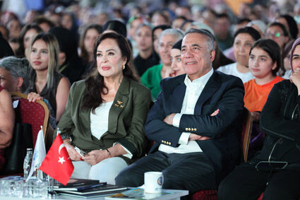 Kivanç Terzi̇oğlu Köşe Yazisi Foto 6-10