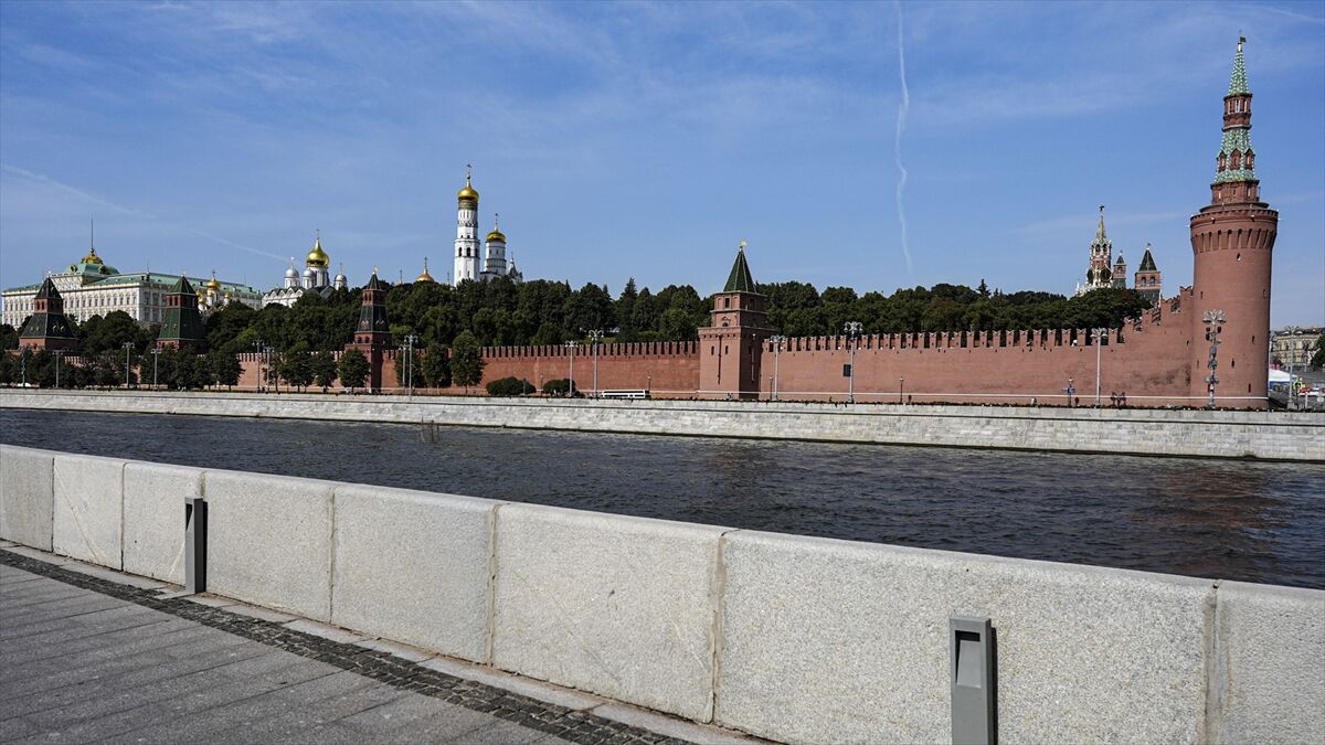 Kremlin: Ukrayna'yla ilgili müzakerelerin Türkiye'nin arabuluculuğunda başlatılmasına açığız