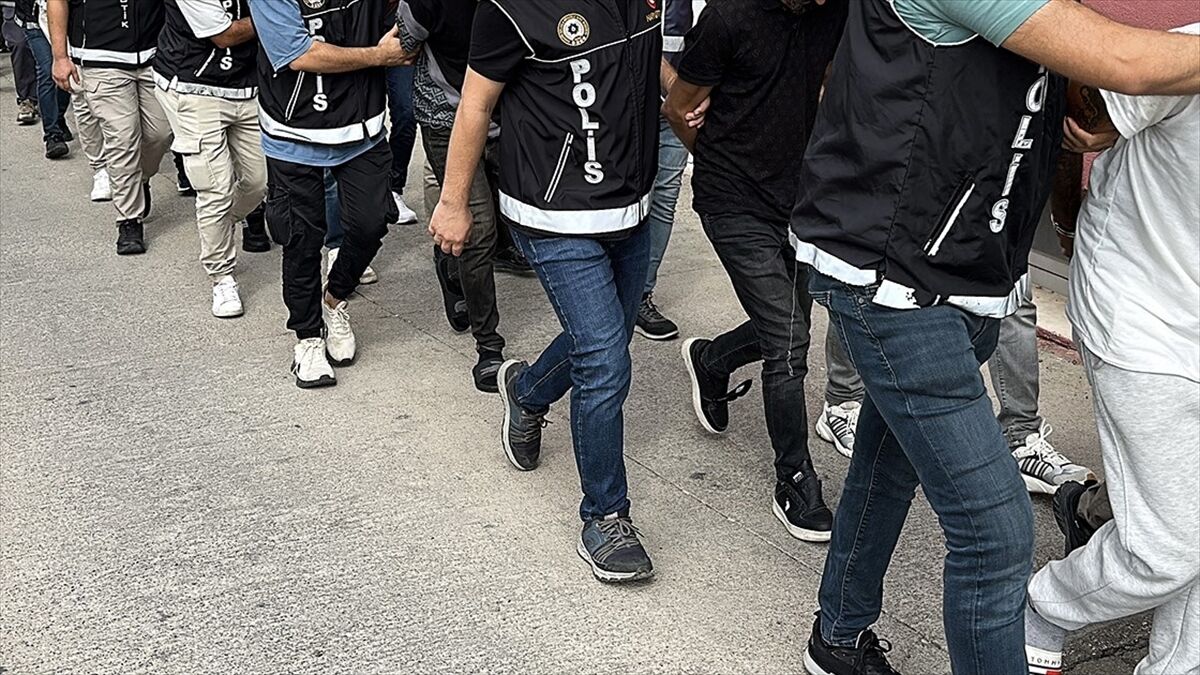 'Narko Kapan Gaziantep Operasyonu'nda 382 şüpheli gözaltına alındı