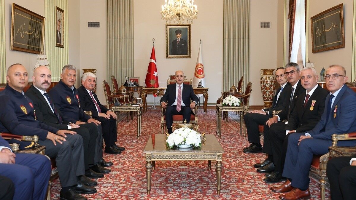 TBMM Başkanı Kurtulmuş'tan 15 Temmuz gazilerine 'Teşekkür Beratı' takdimi