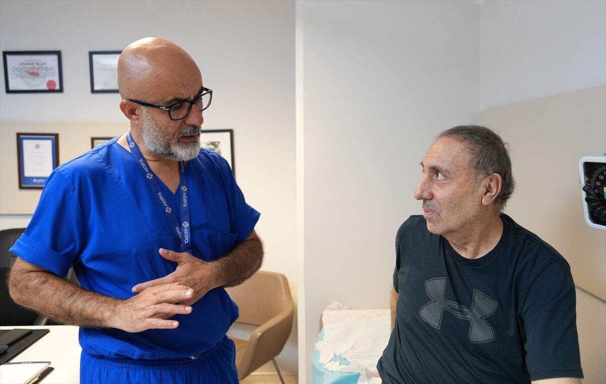 Tek böbrekte gelişen iki tümör organ koruyucu ameliyatla çıkarıldı