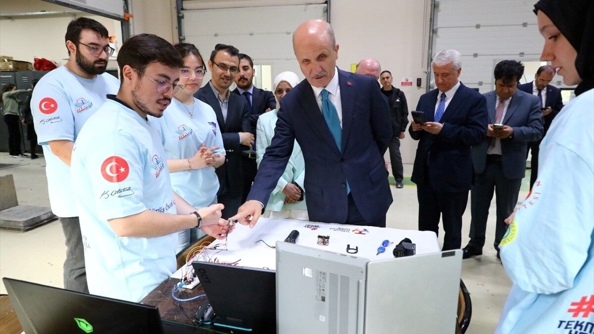 Üniversitelerde son 3 yılda yapay zeka ve bilişim alanında 81 yeni program açıldı