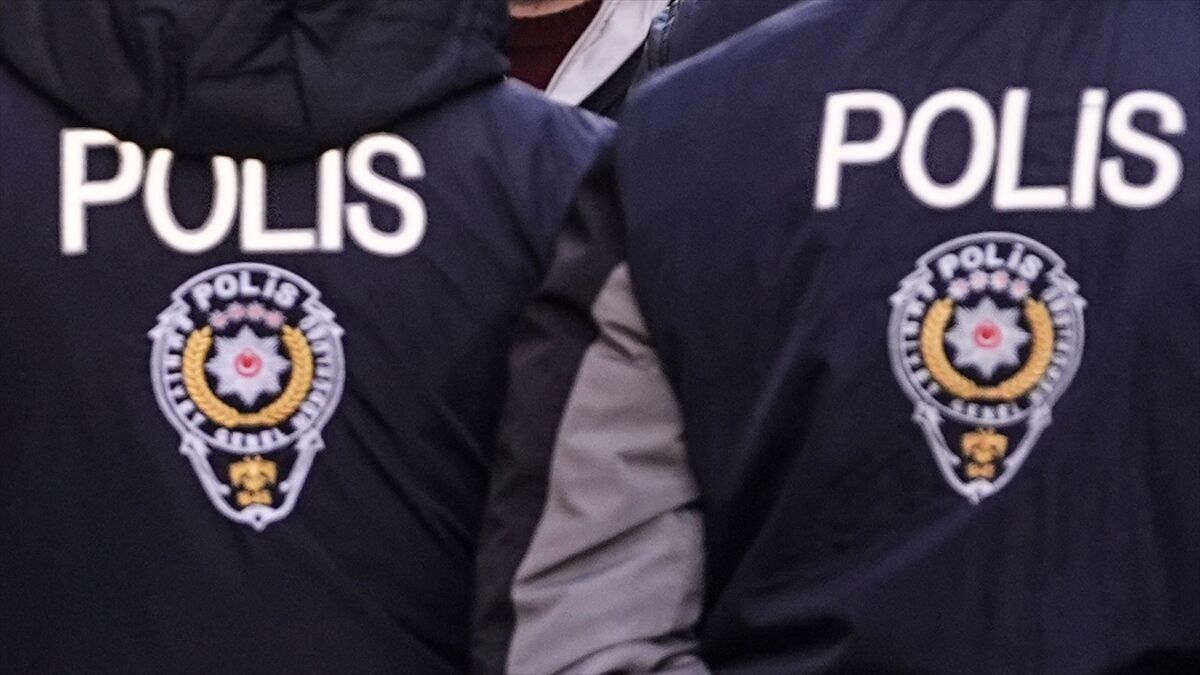 Yılın ilk 6 ayında 31 ülkeden 197 suçlu Türkiye'ye iade edildi