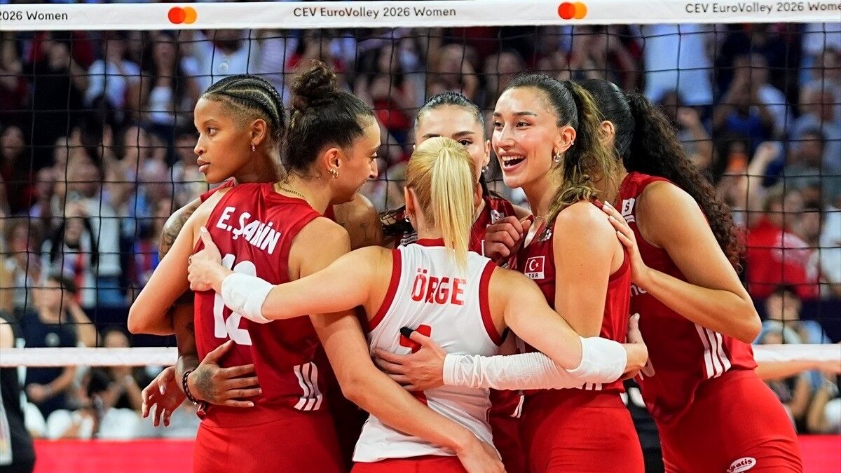 A Milli Kadın Voleybol Takımı 2026 Avrupa Şampiyonası'nda 4'te 4 yaptı