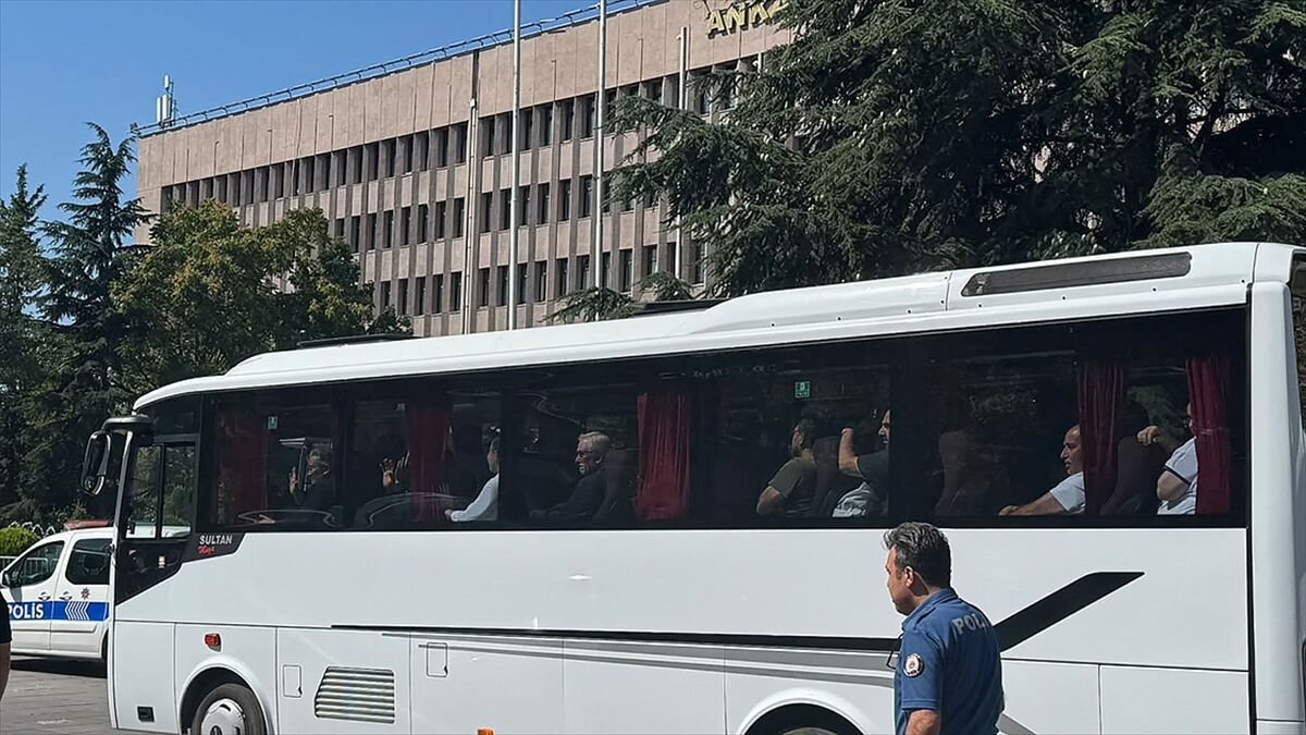 'Alihan Kuriş suç örgütü'ne yönelik soruşturmada gözaltına alınanlardan 10'u tutuklandı