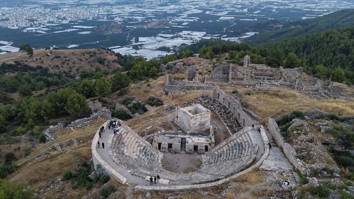 Antalya'daki Rhodiapolis Antik Kenti'nde kazılara yeniden başlanacak