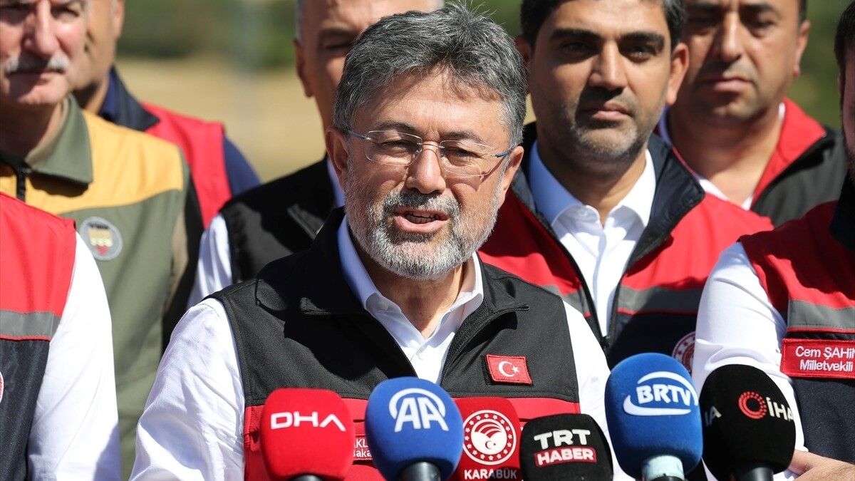 Bakan Yumaklı: Hasat sezonunu 140 milyon tonluk bir üretimle kapatmış olacağız