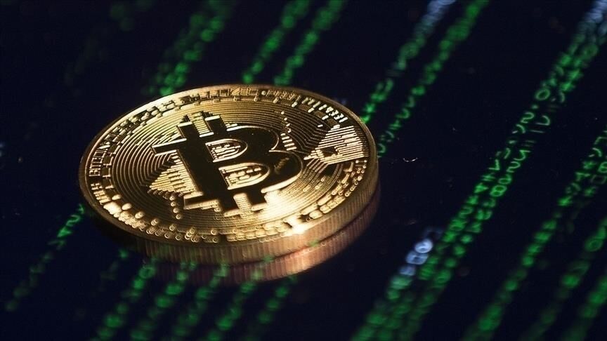 Bitcoin, mayıs ayından bu yana ilk kez 77 bin doların üzerine yükseldi
