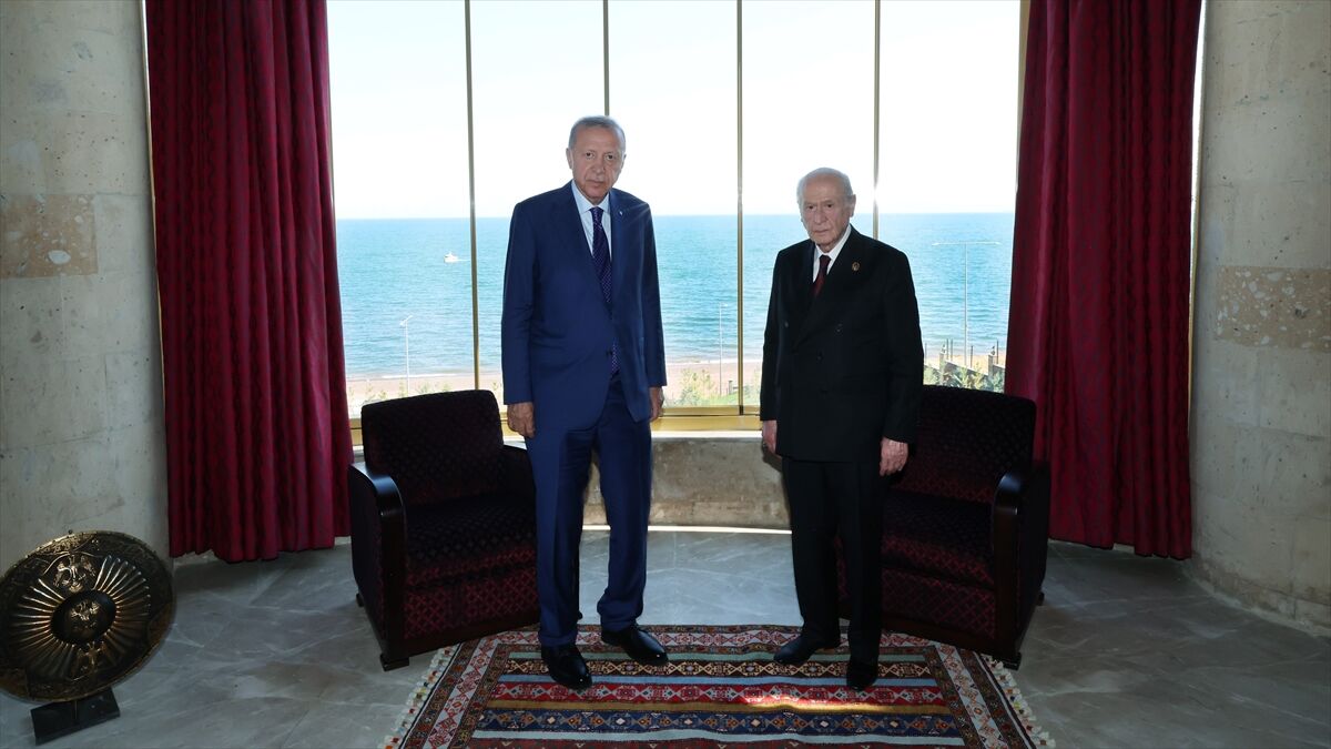 Cumhurbaşkanı Erdoğan, MHP Genel Başkanı Bahçeli ile görüştü