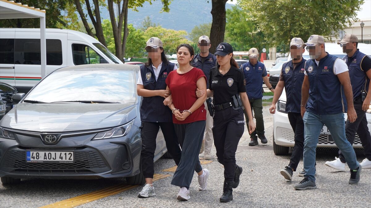 FETÖ'nün suikast timindeki Karatepe'ye yardım ettiği belirlenen şüpheli adliyeye sevk edildi