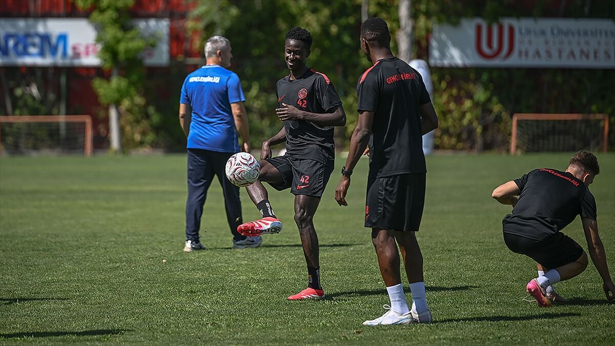 Gençlerbirliği, Süper Lig'de 3'te 3 peşinde