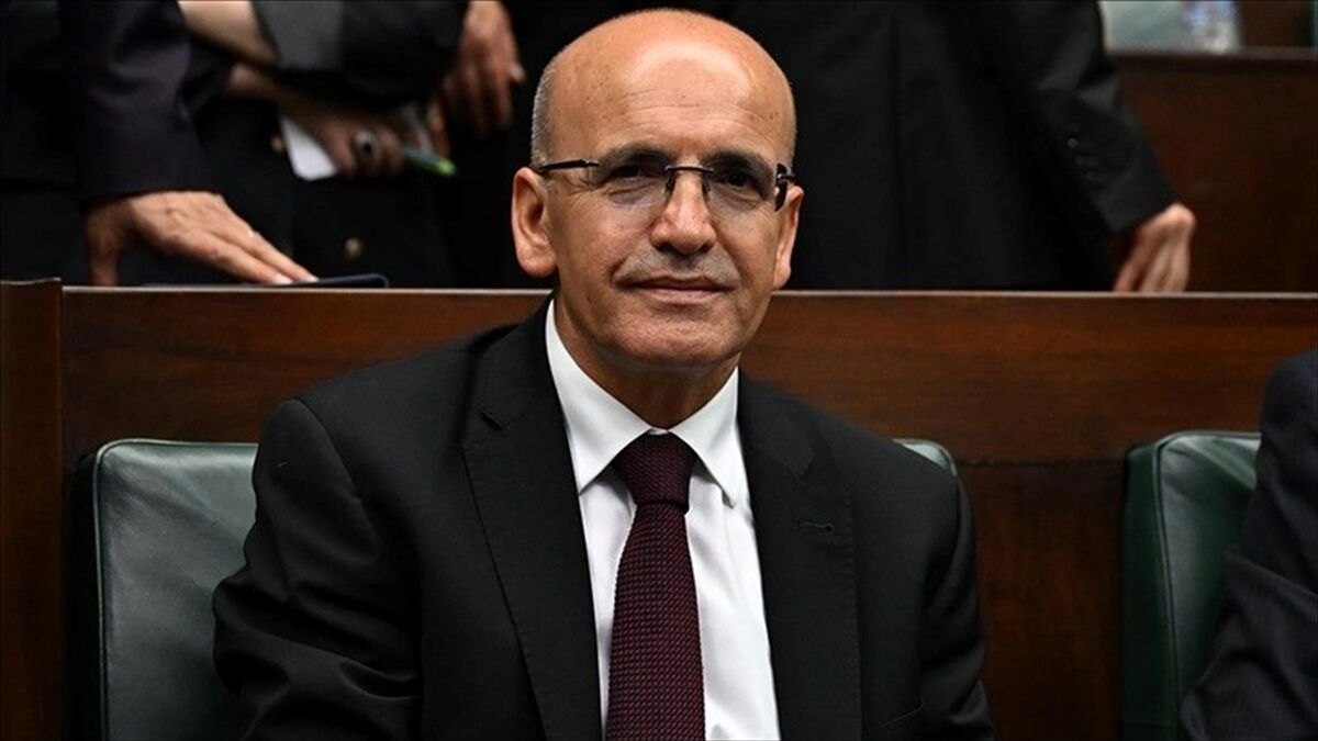 Hazine ve Maliye Bakanı Şimşek: Büyümenin önümüzdeki dönemde kademeli olarak artmasını bekliyoruz