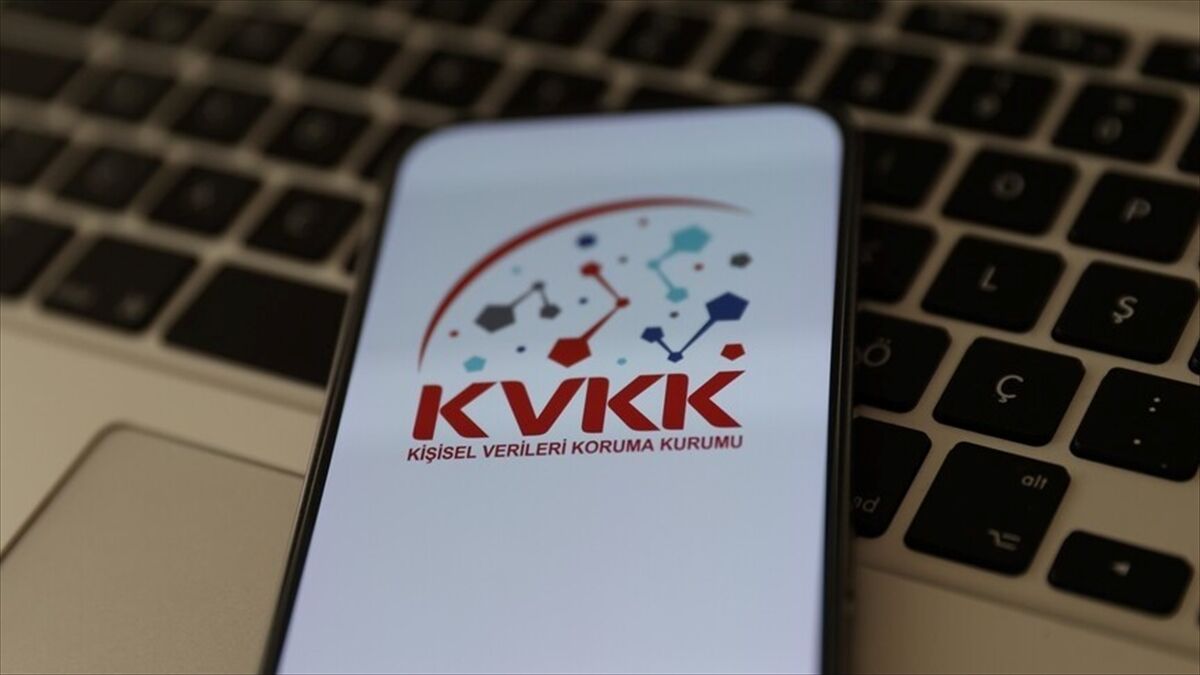 KVKK, 'mesai takibi için biyometrik veri işlenmesi' kararı hakkında duyuru yayımladı