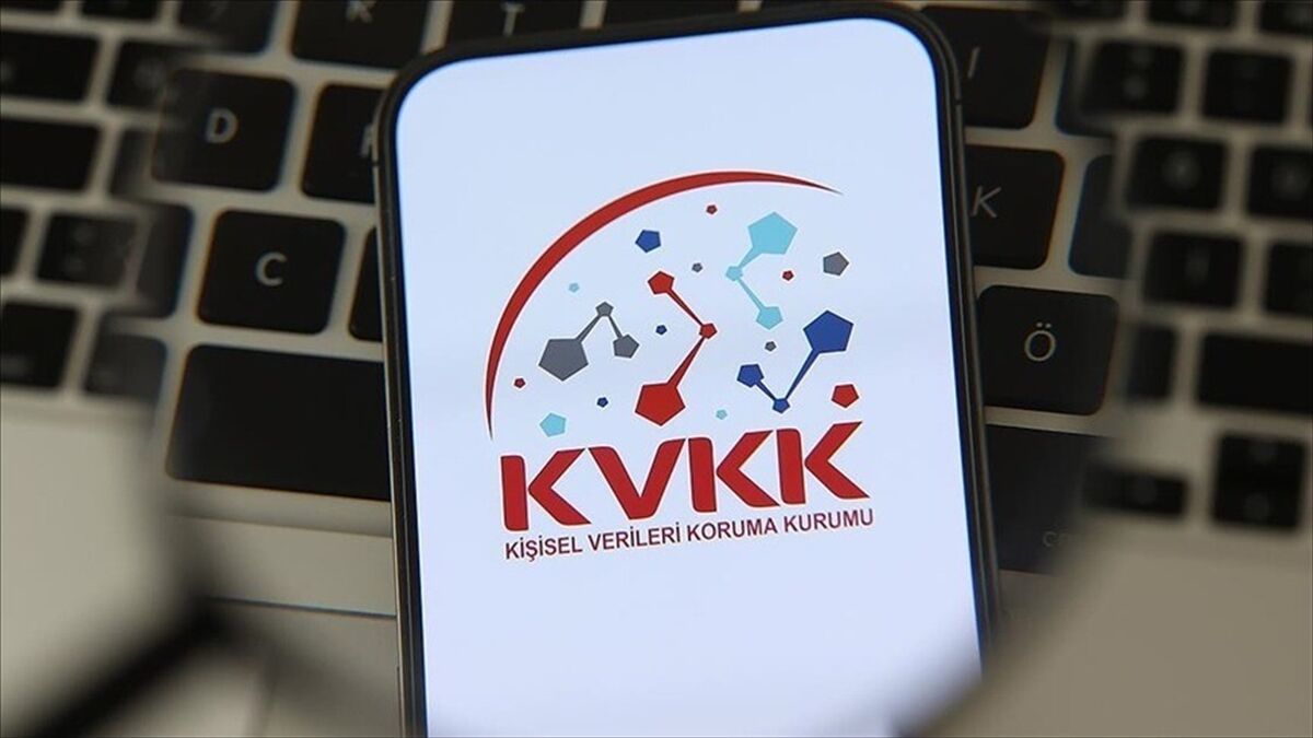 KVKK'den bankaya, 'çalışana hakaret eden müşterinin telefon görüşme kaydı verilsin' talimatı