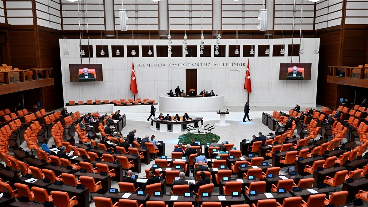 TBMM'de suça sürüklenen çocuklara ilişkin düzenlemeleri içeren kanun teklifinin görüşmelerine başlanacak