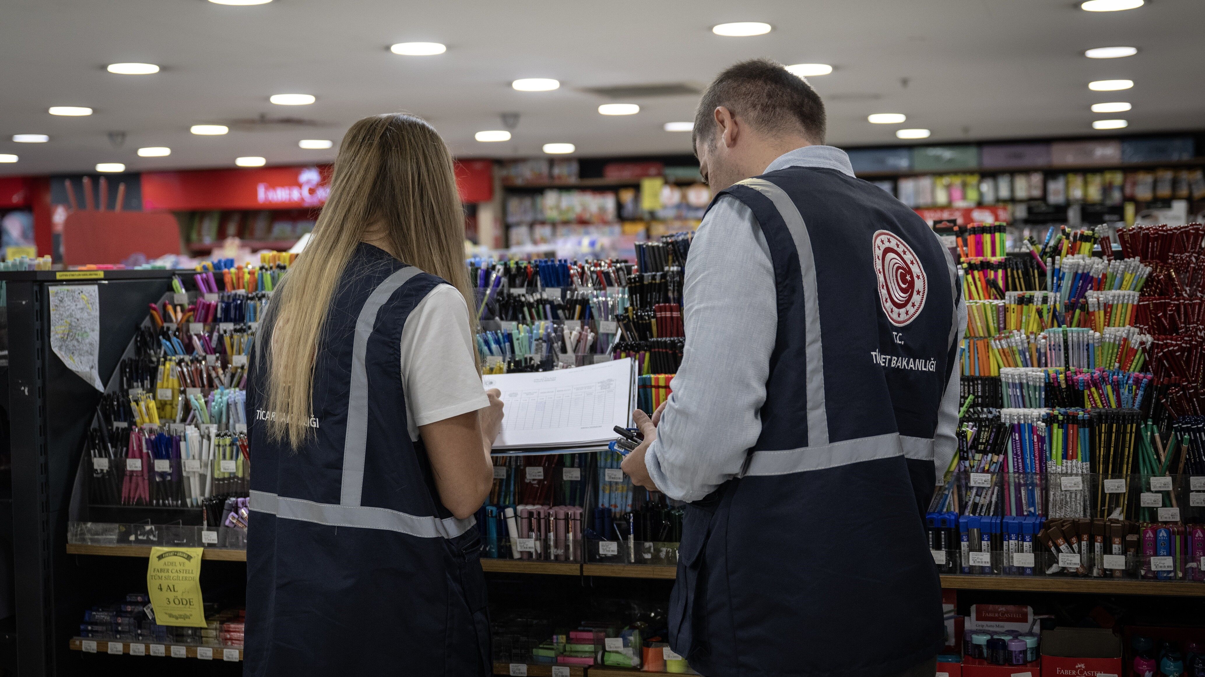 Ticaret Bakanlığı yeni eğitim-öğretim yılı öncesinde kırtasiye ürünlerine yönelik denetimlere başladı
