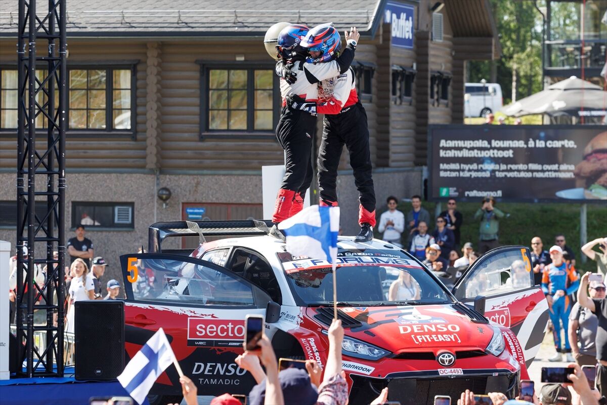 Toyota Finlandiya Rallisi'nde zafer serisini devam ettirdi