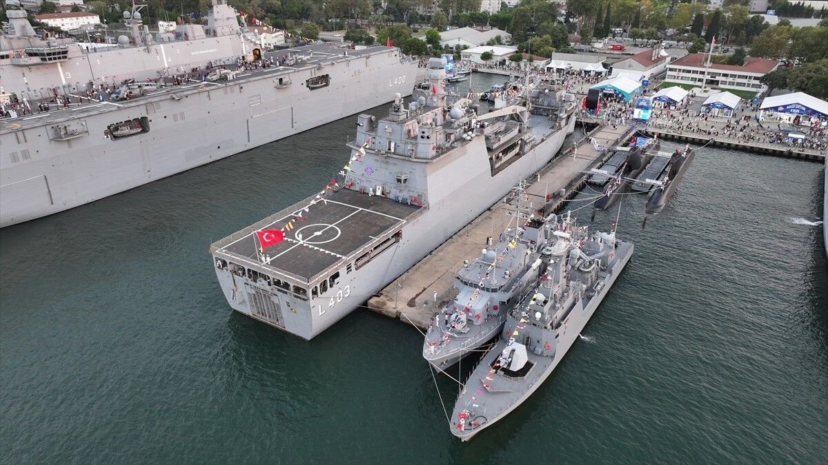 Türk donanmasının 'keskin kılıcı': TCG İmbat hücumbotu