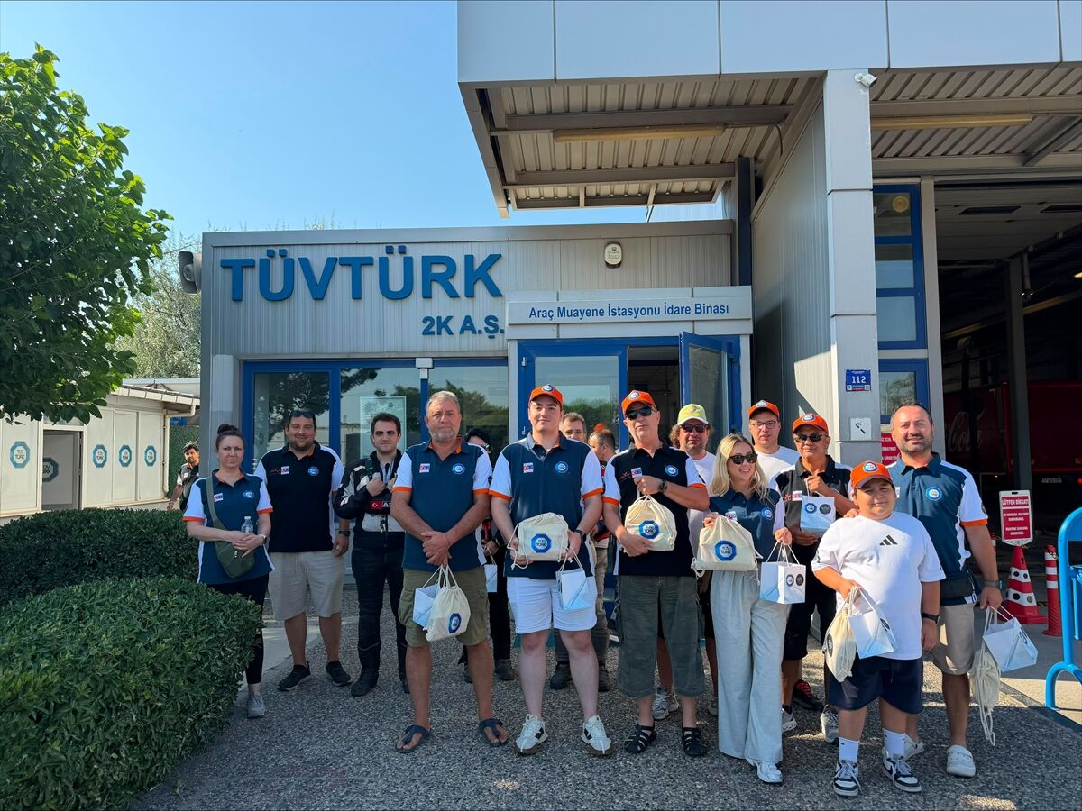 TÜVTÜRK'ün desteklediği Anadolu Dostluk Rallisi'nde ilk yarı tamamlandı