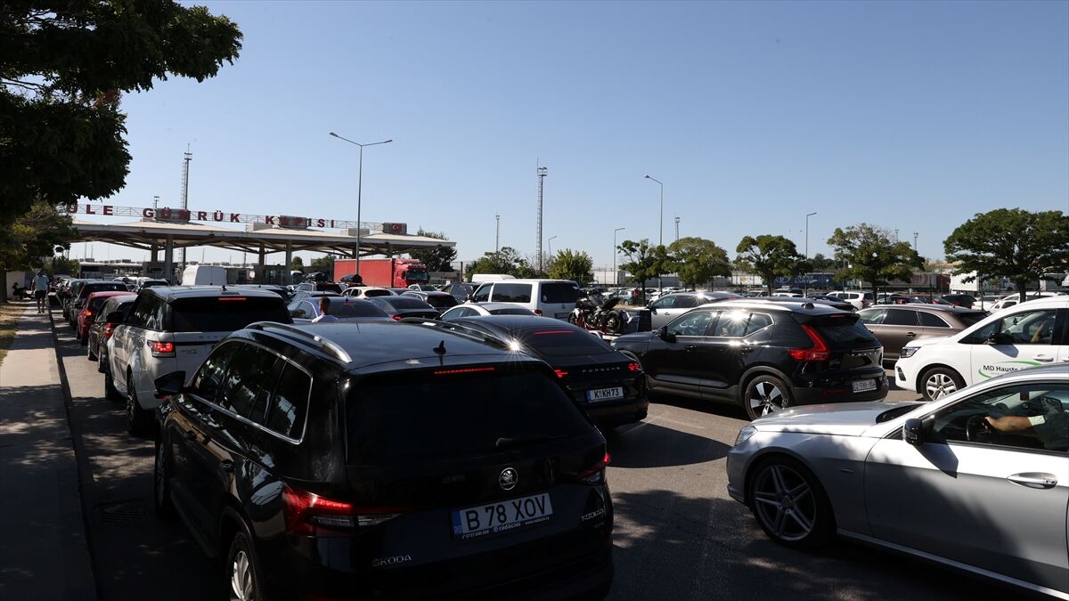 Yurt dışından geçici getirilen araçlara ilişkin esaslar düzenlendi
