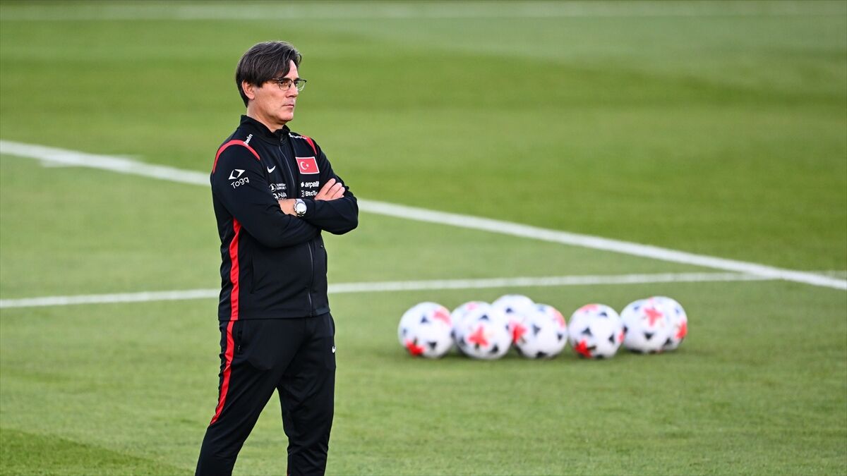 A Milli Futbol Takımı Teknik Direktörü Montella, İtalyan gazetesine konuştu