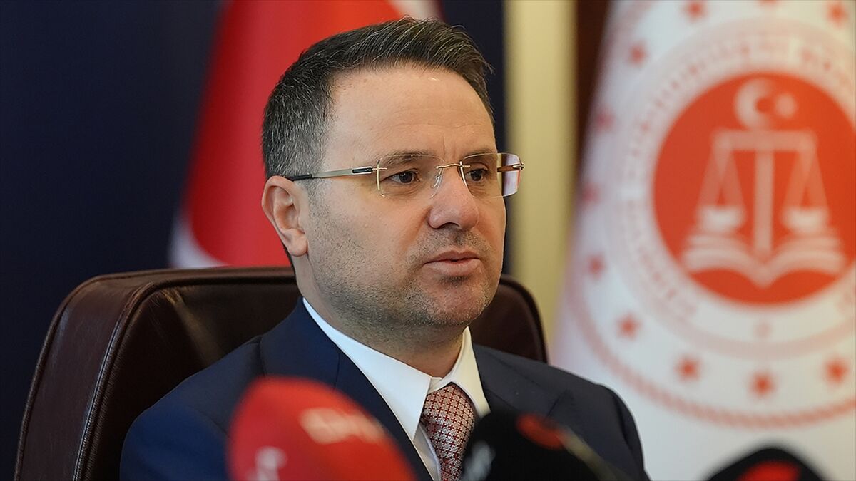 Adalet Bakanı Gürlek'ten 'uyuşturucu' operasyonlarına ilişkin açıklama