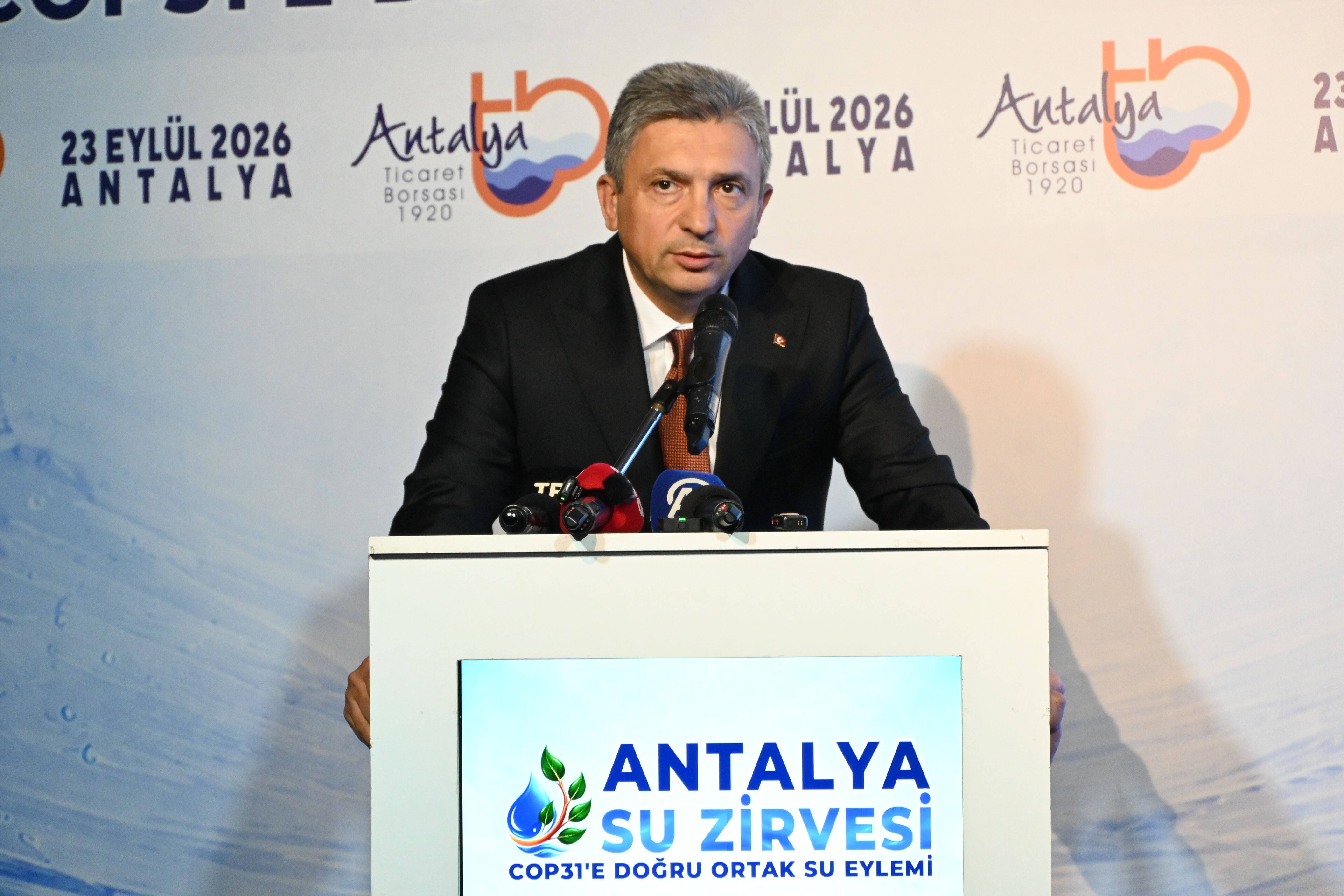 'Antalya Su Zirvesi'nde kentin su geleceği ele alındı