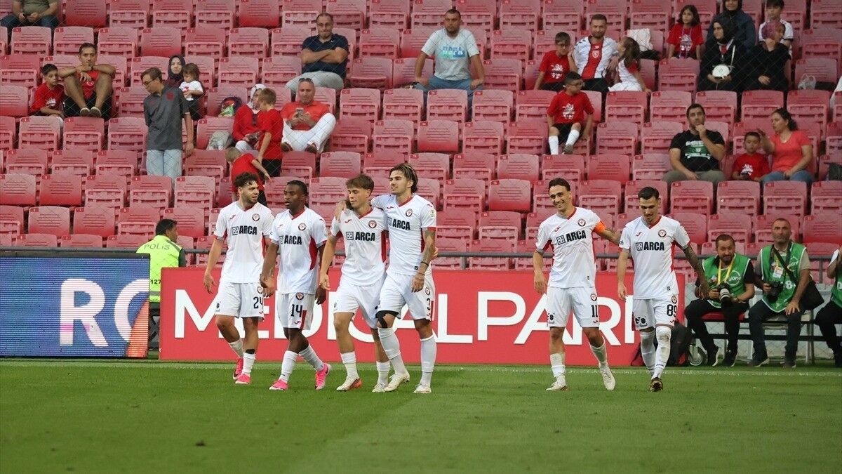 Arca Çorum FK, Samsunspor'u farklı yendi